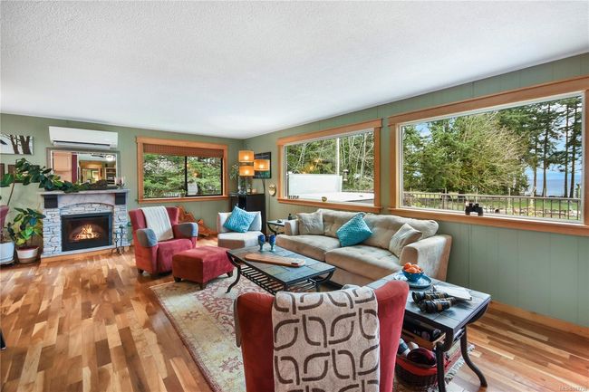 1625 Queequeg Trnabt, House other with 3 bedrooms, 3 bathrooms and 4 parking in Gabriola Island BC | Image 12