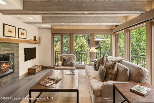 apt-f-525 S Original St, Aspen, CO, 81611-2160 | Card Image