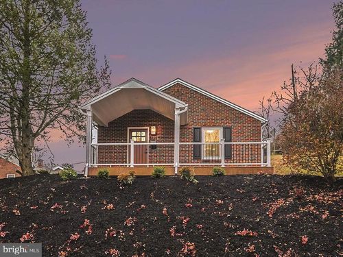 3209 Prince St, HARRISBURG, PA, 17111-1686 | Card Image