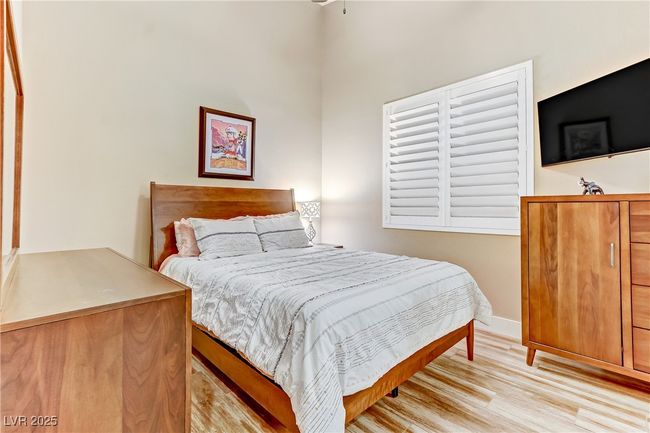 5434 Pendini Point Ct, House other with 3 bedrooms, 3 bathrooms and null parking in Las Vegas NV | Image 24