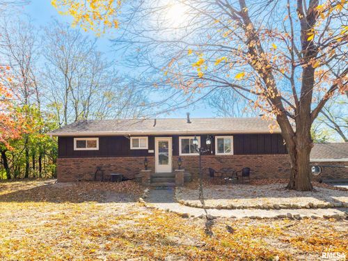 218 Marion St, East Peoria, IL, 61611-2839 | Card Image