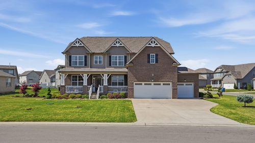 421 Davenport Dr, Murfreesboro, TN, 37128-1818 | Card Image