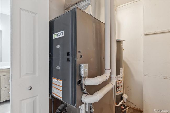 New furnace, AC, & hot water heater | Image 27