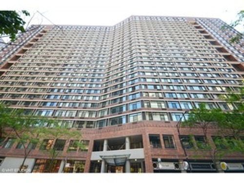 2907-211 E Ohio St, Chicago, IL, 60611-3271 | Card Image