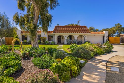 705 Alomar St, Ojai, CA, 93023-4197 | Card Image