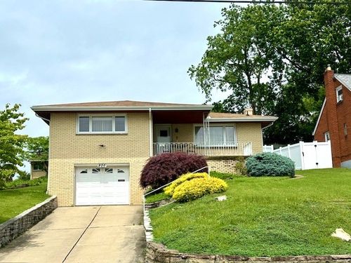 805 Brierly Ln, Munhall, PA, 15120-3403 | Card Image