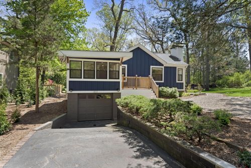 423 Oakland Dr, Michigan City, IN, 46360 | Card Image