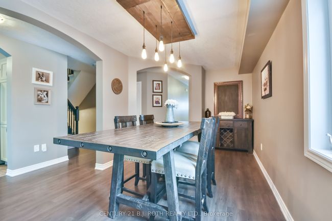 212 Maplewood Dr, House other with 3 bedrooms, 3 bathrooms and 4 parking in Angus ON | Image 9