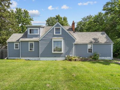 2581 Auburn Road, Home with 0 bedrooms, 3 bathrooms and null parking in Auburn Hills MI | Image 1