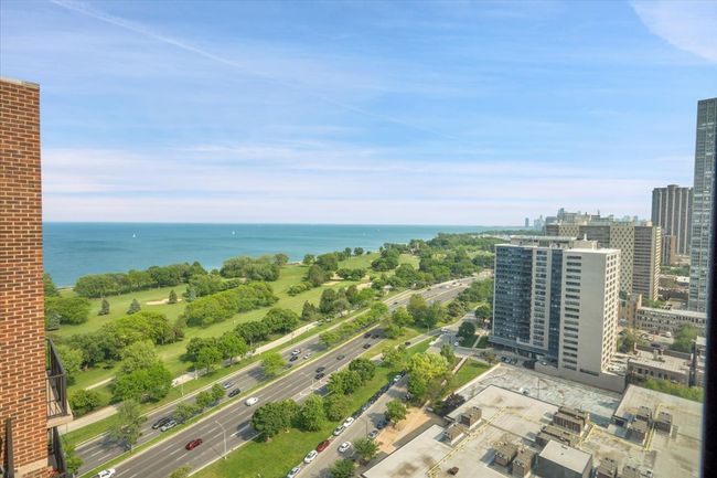 APT-11L - 4170 N Marine Dr, Condo with 2 bedrooms, 2 bathrooms and null parking in Chicago IL | Image 4