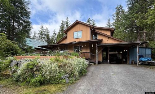 805 Charles St, Sitka, AK, 99835-7235 | Card Image
