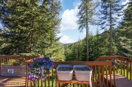 17461 N Right Fork Rd, Hauser, ID, 83854-5582 | Card Image