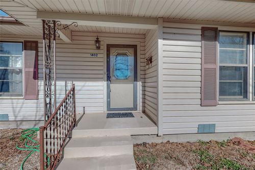 1402 Glendale St, Greenville, TX, 75401-2222 | Card Image