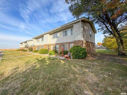 102 E Via Ghiglieri, Toluca, IL, 61369-9070 | Card Image