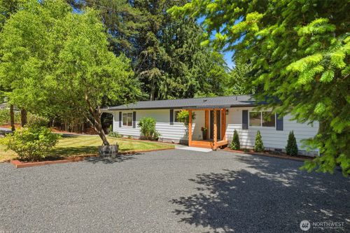 101 E Snow Cap Dr, Belfair, WA, 98528-9560 | Card Image