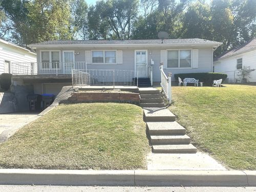 1304 W Wood St, Bloomington, IL, 61701-6364 | Card Image