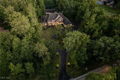 35906 Solon Rd, Solon, OH, 44139-2481 | Card Image