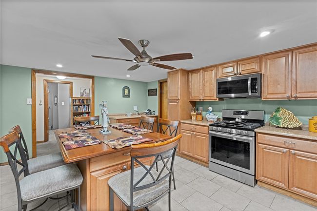 1725 Vance Ave, House other with 4 bedrooms, 3 bathrooms and 2 parking in Coraopolis PA | Image 34
