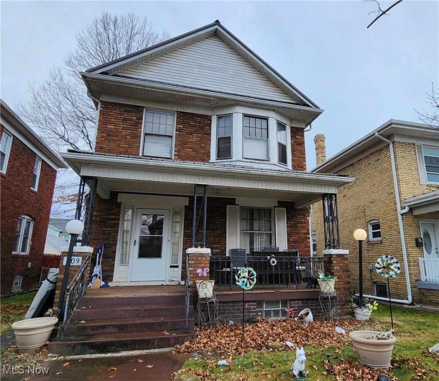 Oakmont Ave, Steubenville, OH 43952