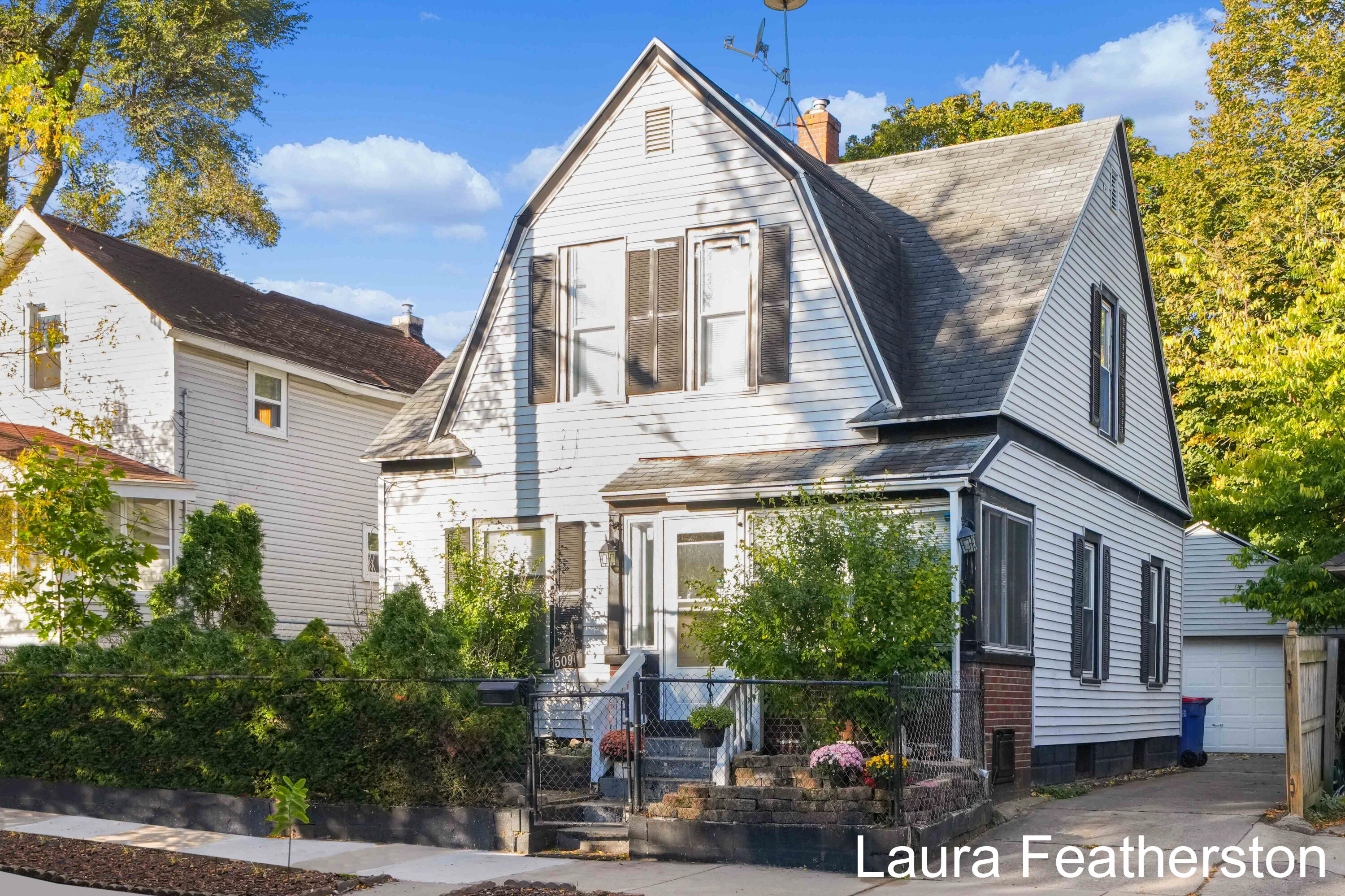 Diamond Ave, Grand Rapids, MI 49506