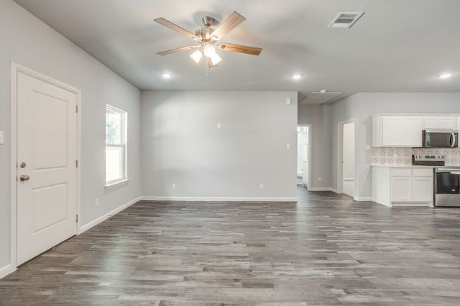 9316 Apache Trl, House other with 3 bedrooms, 2 bathrooms and null parking in Rio Vista TX | Image 12