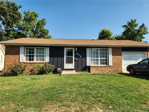 413 W South 4th St, Shelbyville, IL, 62565-2125 | Card Image