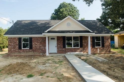 12 E Emory Rd, Memphis, TN, 38109-2806 | Card Image