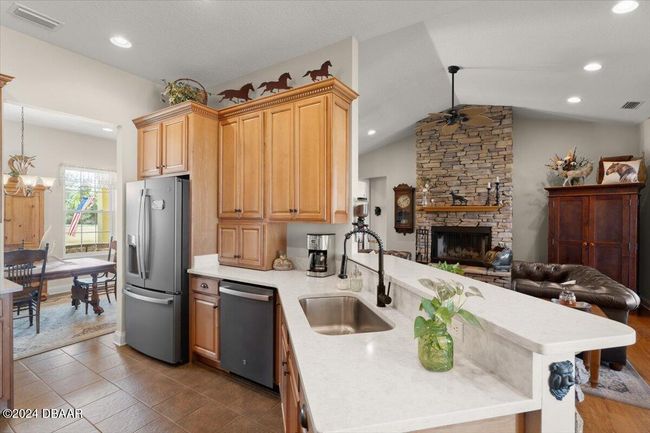 140 Little Brown Church Rd, Home with 3 bedrooms, 2 bathrooms and null parking in Pierson FL | Image 17