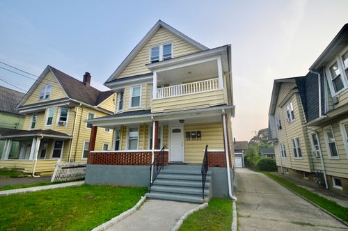 807 Brewster St, Bridgeport, CT, 06605-2959 | Card Image