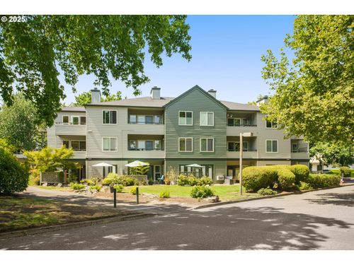 301-4980 S Landing Dr, Portland, OR, 97239-5967 | Card Image