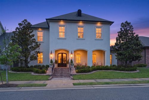 1042 Winterberry Ln, Shreveport, LA, 71106-8551 | Card Image