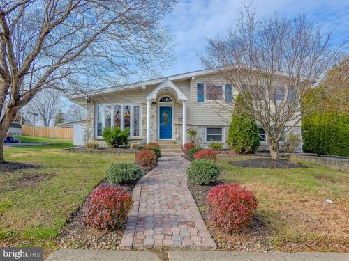 516 Portland Dr, BROOMALL, PA, 19008-4123 | Card Image