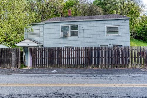 715 S Church St, Marion, VA, 24354-3021 | Card Image
