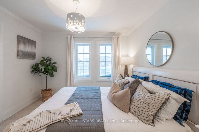 44 Bromont Dr, House other with 4 bedrooms, 4 bathrooms and 4 parking in Millbrook ON | Image 33