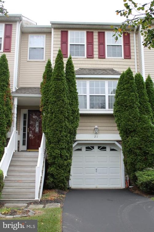 21 Hoag Ln, ASTON, PA, 19014-3702 | Card Image