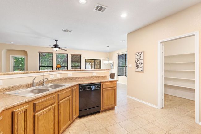 366 Matthews, House other with 3 bedrooms, 2 bathrooms and 4 parking in Kyle TX | Image 10