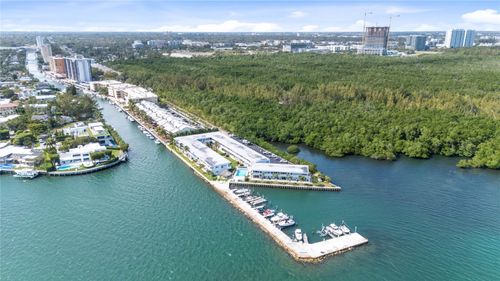 apt-34-2700 Ne 135th St, North Miami, FL, 33181-3542 | Card Image