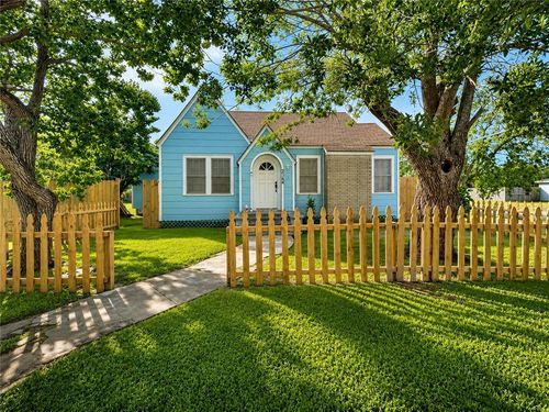 2764 Houston Ave, Ingleside, TX, 78362-5739 | Card Image