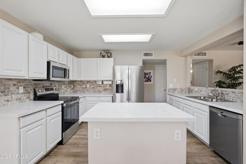 8249 E Posada Ave, Mesa, AZ, 85212-1669 | Card Image