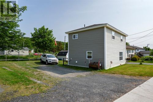 26 Adelaide St, Carbonear, NL, A1Y1A7 | Card Image
