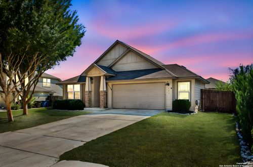 107 Ruger Path, New Braunfels, TX, 78130-3959 | Card Image