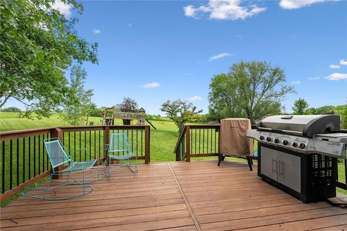 12128 Hollingsworth Rd, Kansas City, KS, 66109-2913 | Card Image