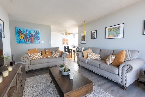 1404-7235 Salisbury Ave, Burnaby, BC, V5E4E6 | Card Image