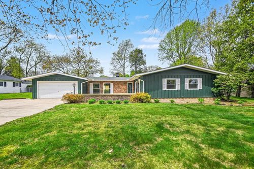 1010 Sassafras Lane, Niles, MI, 49120 | Card Image