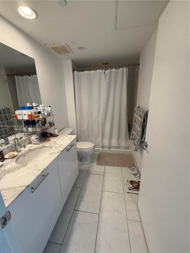 APT-3202 - 951 Brickell Ave, Condo with 1 bedrooms, 1 bathrooms and null parking in Miami FL | Image 21