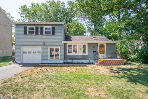 25 Carlson Pl, Lake Hiawatha, NJ, 07034-3101 | Card Image