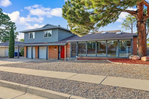 7501 Pickard Ave, Albuquerque, NM, 87110-1483 | Card Image