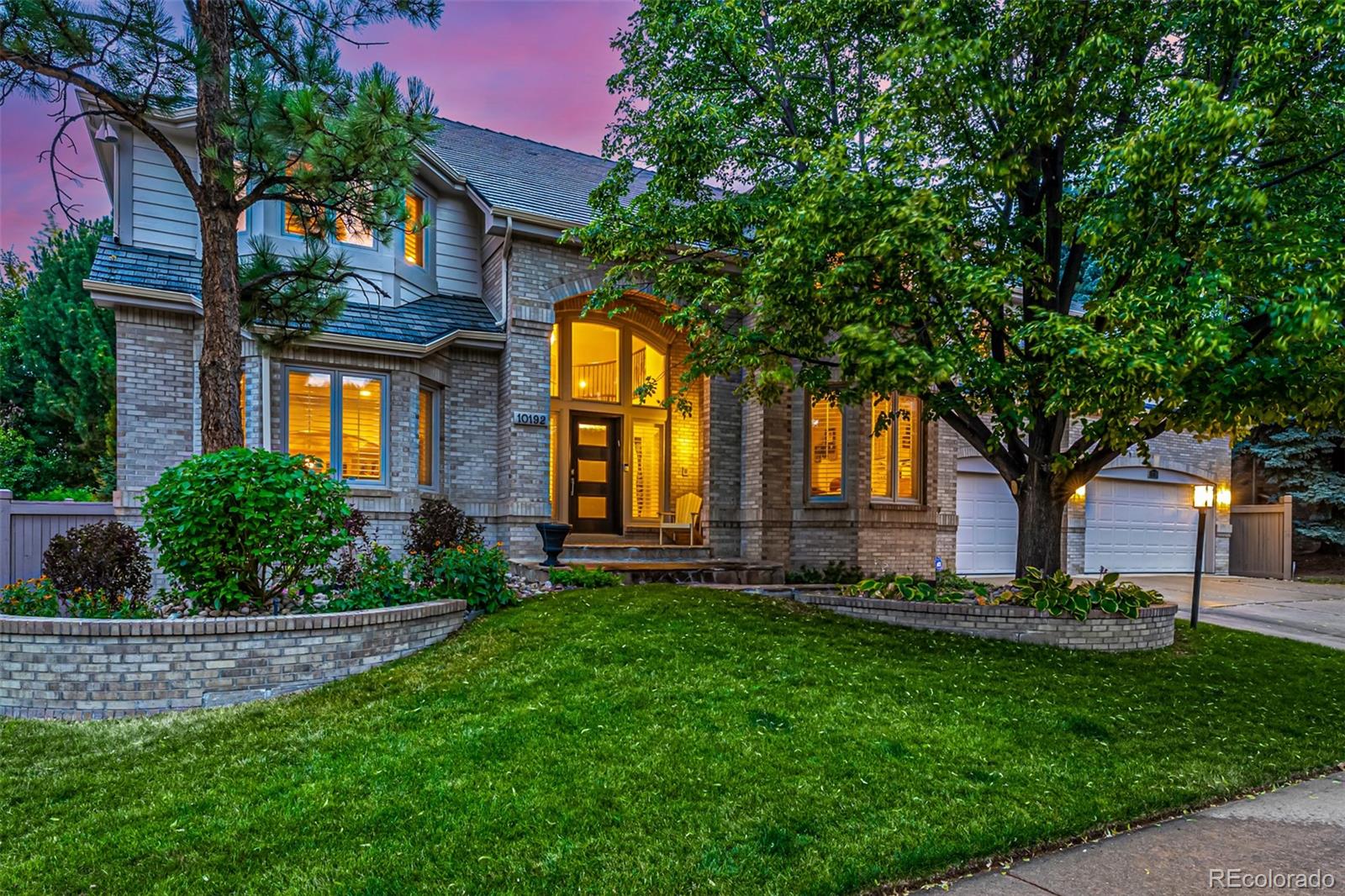 Crestridge Ln, Englewood, CO 80111