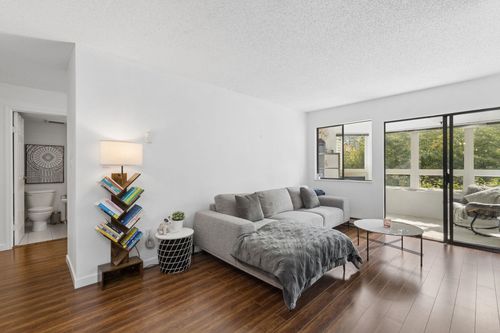 204-1155 Ross Rd, North Vancouver, BC, V7K1C6 | Card Image