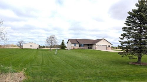 W2150 Crosstown Road, BRILLION, WI, 54129 | Card Image